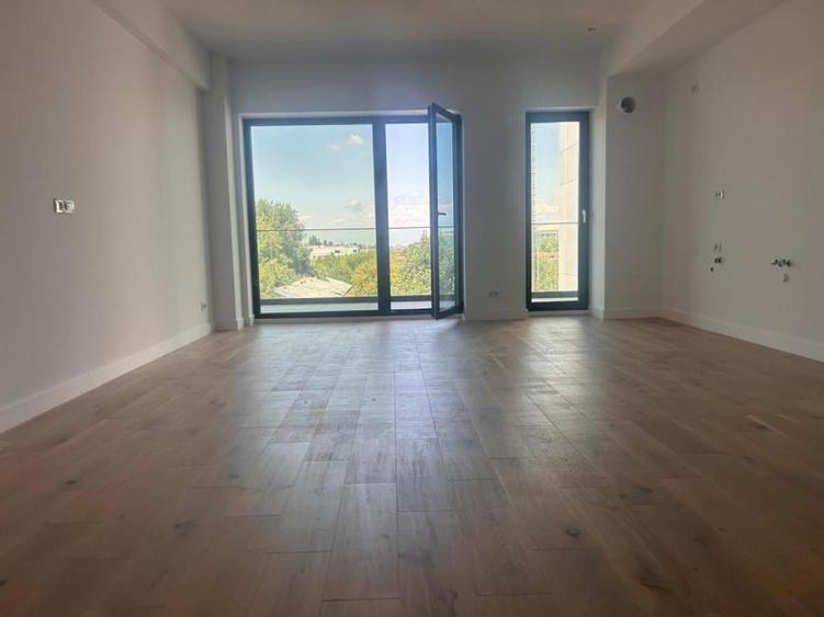 Apartament cu 2 camere în Băneasa