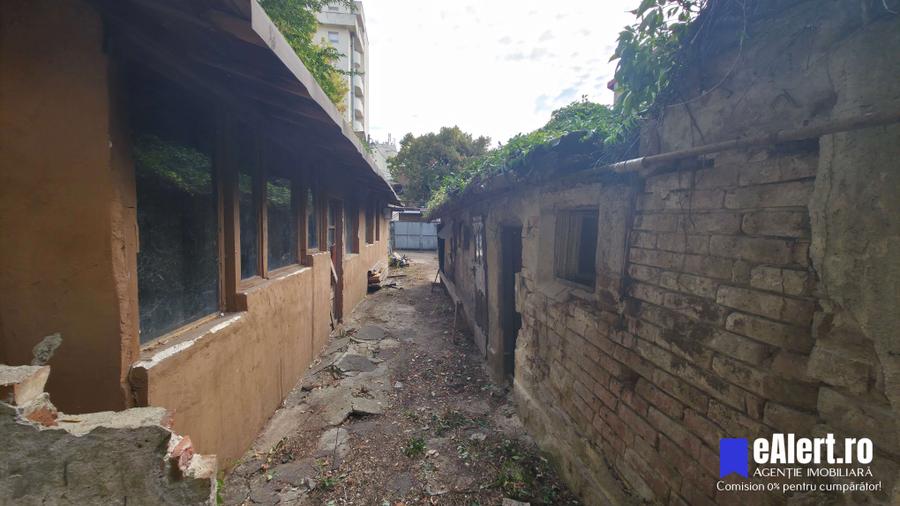 Teren Construcții intravilan de 297 mp, în Domenii