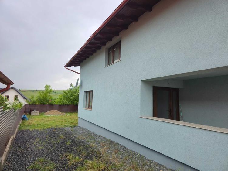 Casă cu 4 camere în Copăceni