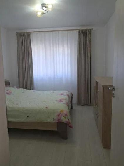 Apartament cu 2 camere decomandat, mobilat în Central