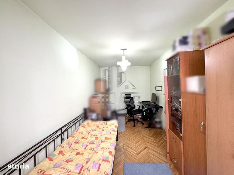 Apartament cu 4 camere în Florești
