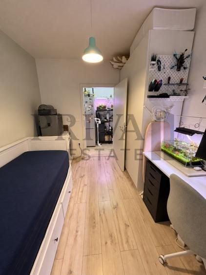 Apartament cu 3 camere decomandat, mobilat în Soarelui