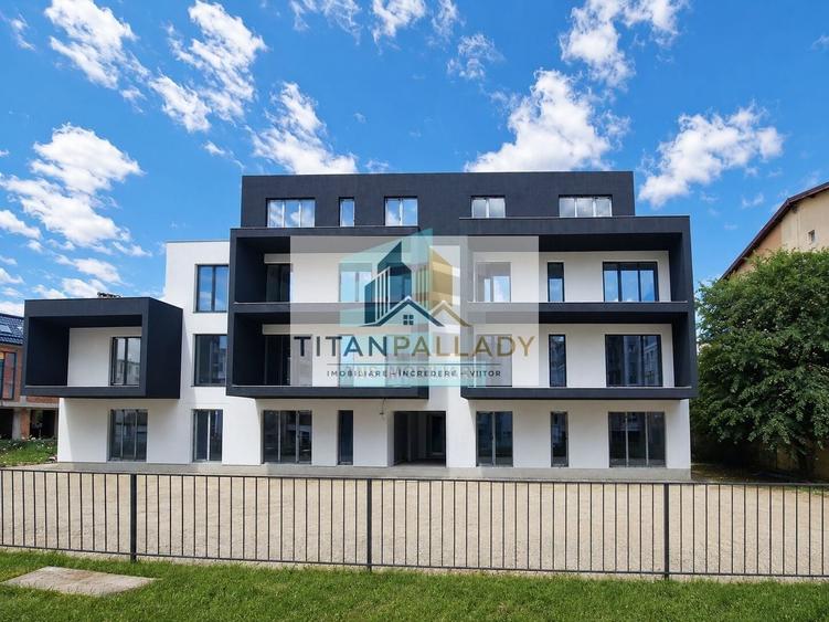 Apartament cu 4 camere decomandat în Titan