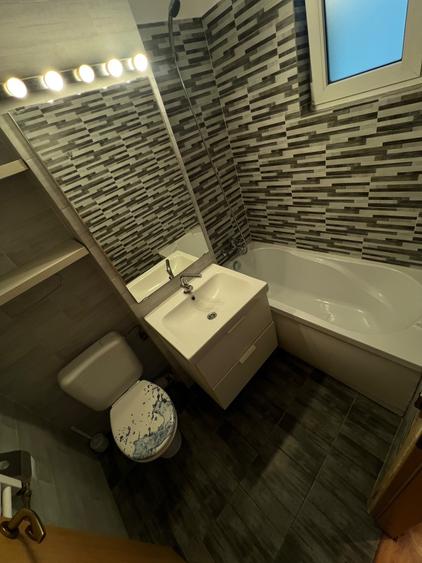 Apartament cu 2 camere decomandat în Colentina
