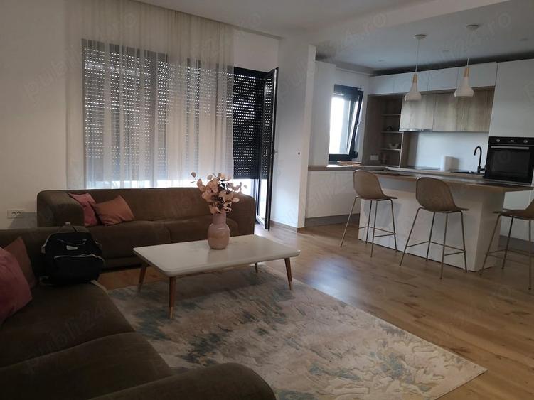 Apartament cu 2 camere decomandat în Dumbrăvița