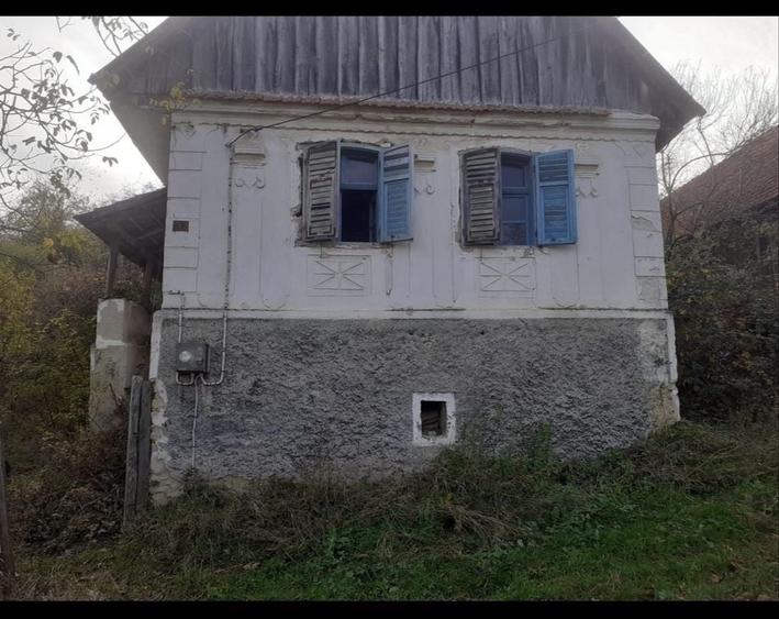 Casă cu 2 camere în Gârnic