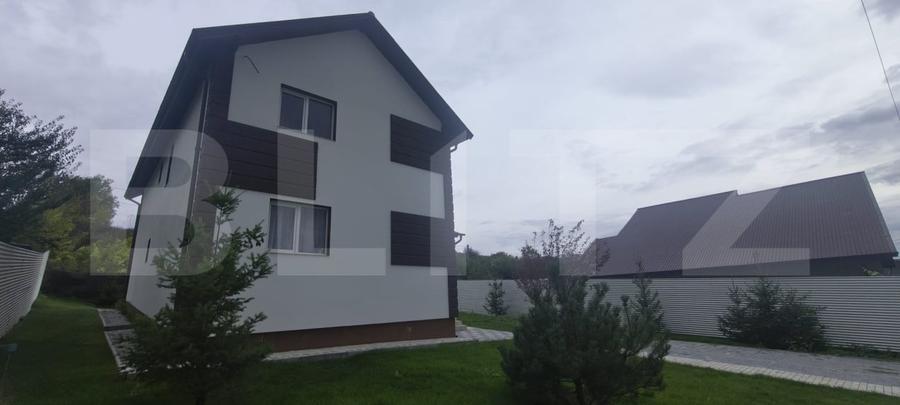 Casă individuală cu 5 camere cu Canalizare în Valea Lupului