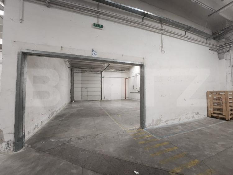 Spațiu industrial, de 2,927 mp, în Industrială