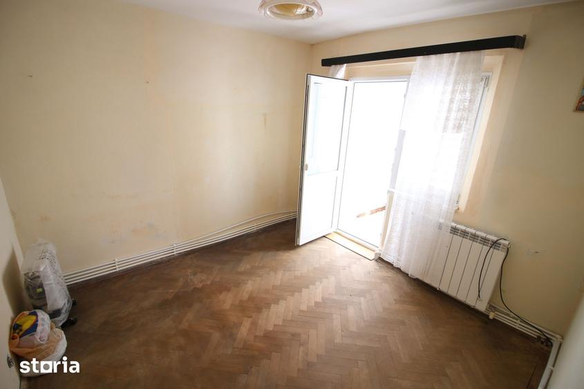 Apartament cu 2 camere în Micro 40