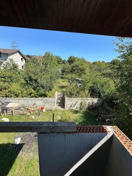 Casă individuală cu 4 camere cu Canalizare în Valea Adâncă