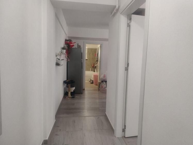 Inchiriez apartament 2 camere - 11