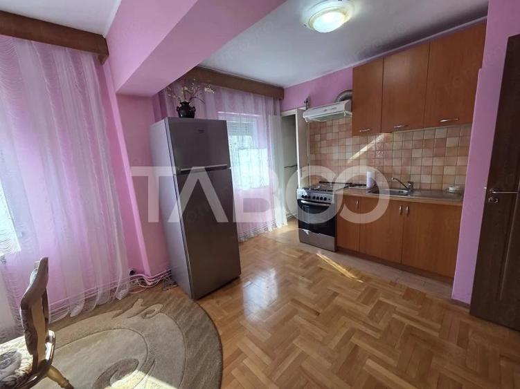 Apartament cu 2 camere decomandat în Central