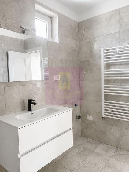 Duplex cu 4 camere cu Canalizare în Mogoșoaia