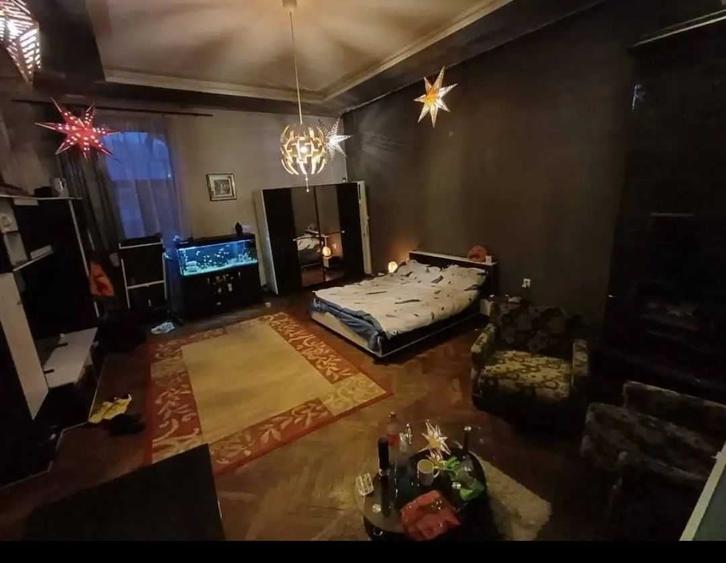 Casă cu 4 camere în Ultracentral
