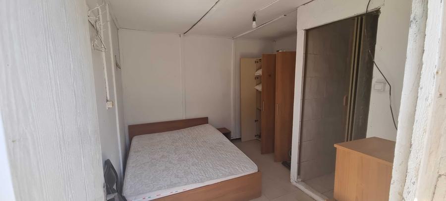 Casă cu 3 camere în Central