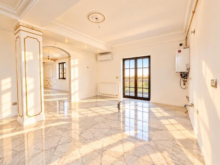 Apartament cu 5 camere decomandat în Ronaț