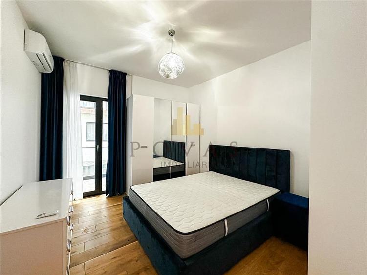Apartament cu 3 camere semidecomandat, mobilat în Iancu Nicolae