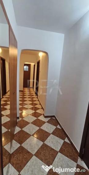 Apartament cu 5 camere decomandat în Pantelimon