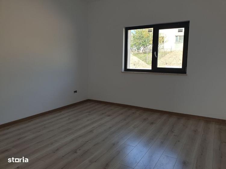 Casă cu 4 camere cu Teren 520 Mp în Valea Lupului