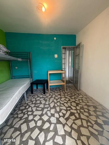 Casă cu 3 camere cu Teren 350 Mp în Central