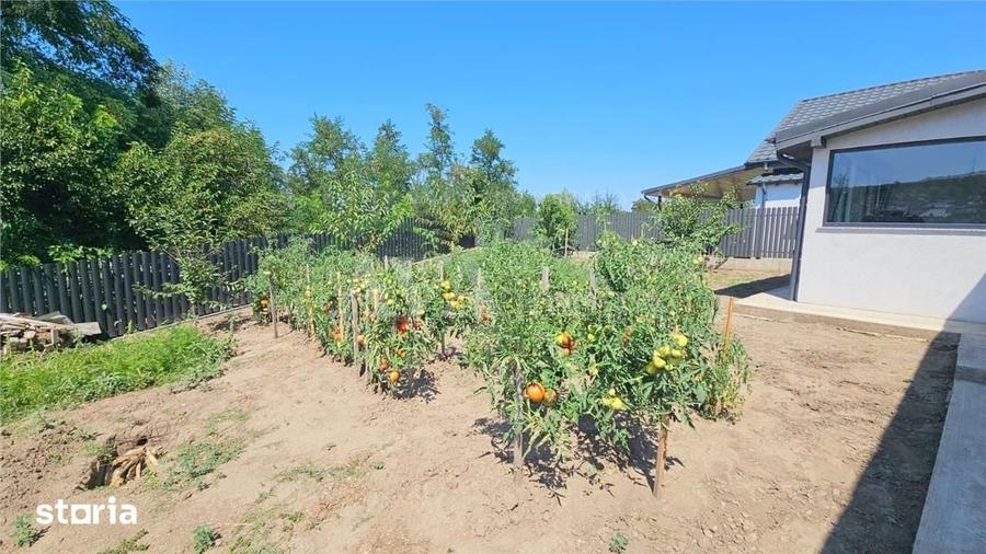 Casă cu 4 camere cu Teren 538 Mp în Măgura