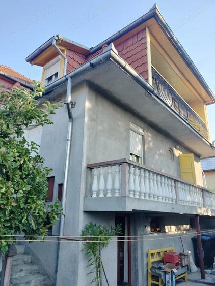 Casă cu 3 camere în Central