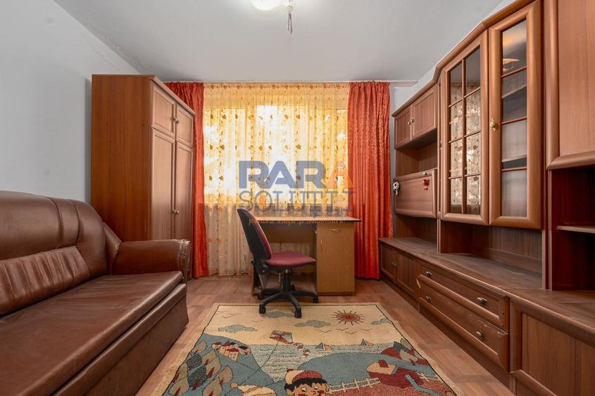 Apartament cu 3 camere decomandat, mobilat în Est