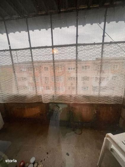 Apartament cu 2 camere decomandat în Bunești