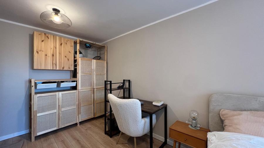 Apartament cu 3 camere decomandat, mobilat în Eminescu