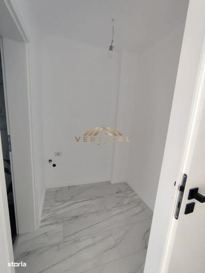 Casă cu 3 camere în Dobreni