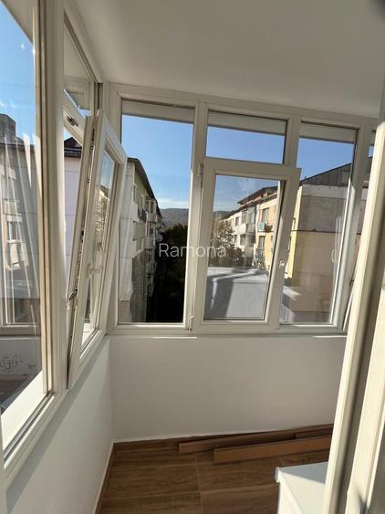 Inchiriez apt 2 camere