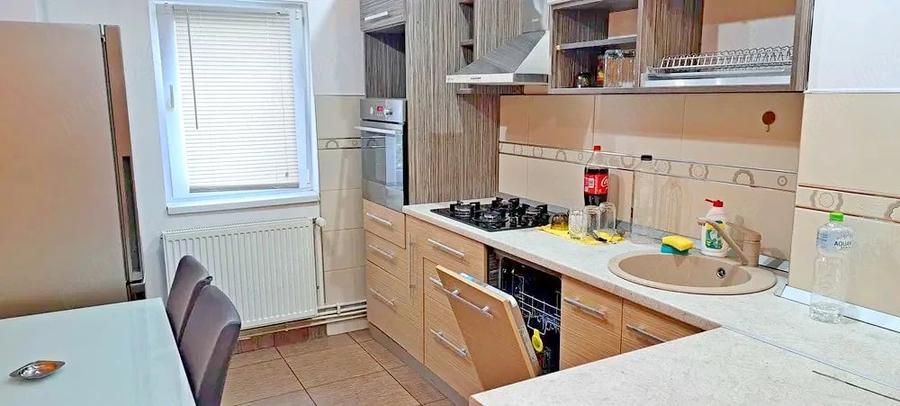 Apartament cu 2 camere semidecomandat în Dâmbovița