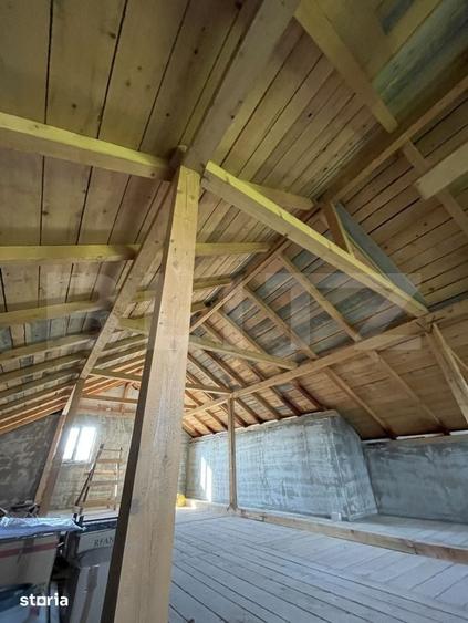 Casă cu 4 camere cu Teren 1300 Mp în Fălticeni