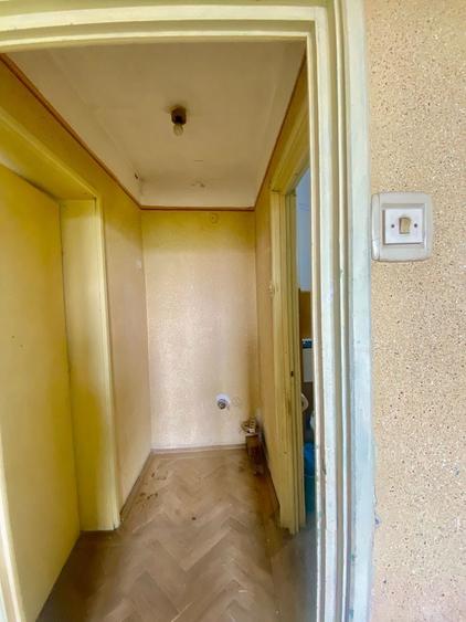 Apartament cu 2 camere semidecomandat în Calea București