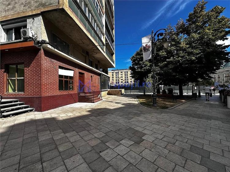 Spațiu comercial, de 100 mp, în Filiași
