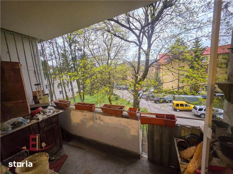 Apartament cu 3 camere decomandat în 22 Decembrie 1989