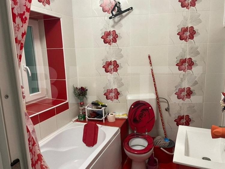 Casă individuală cu 3 camere cu Garaj în Iosia