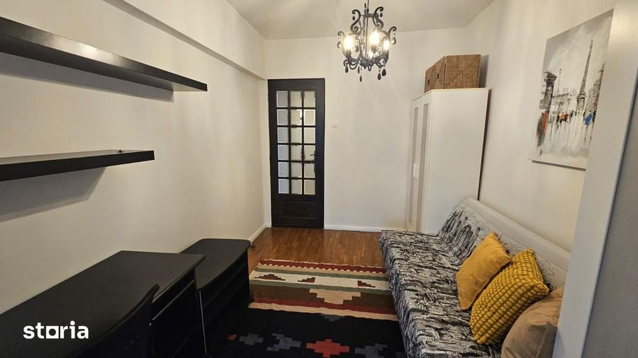 Apartament cu 3 camere în Aviatorilor