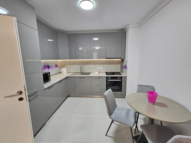 Apartament cu 2 camere decomandat în Rahova