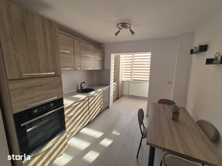 Apartament cu 2 camere decomandat în Central