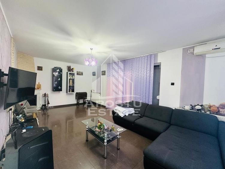 Casă individuală cu 4 camere cu Canalizare în Sânnicolau Mic