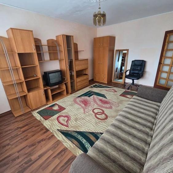 Apartament cu 2 camere decomandat în Orizont