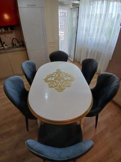 Apartament cu 4 camere decomandat în Gheorgheni