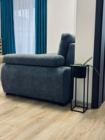 Apartament cu 3 camere semidecomandat în Central