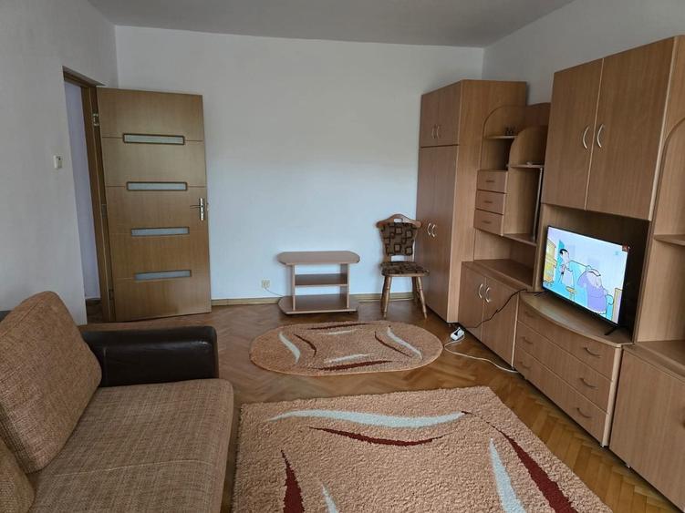 Apartament cu 2 camere decomandat în Corunca