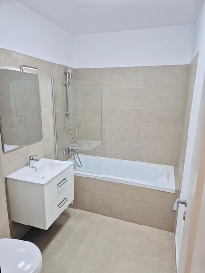 Apartament cu 2 camere decomandat în Dobroești