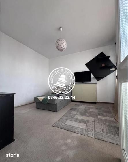 Apartament cu 2 camere nedecomandat în Podu Roș