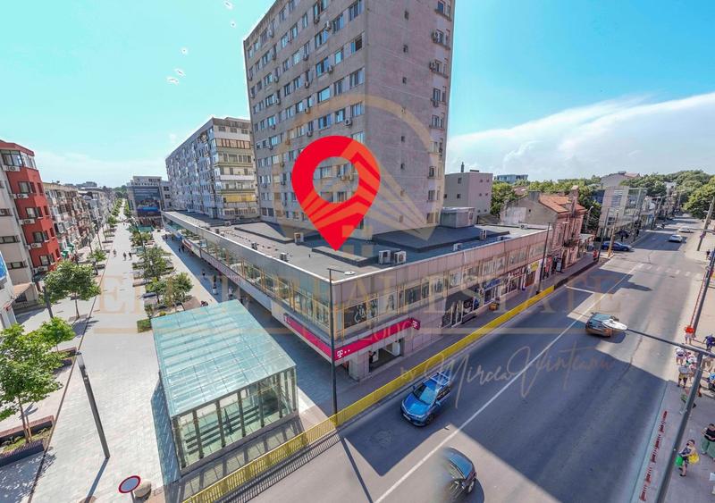 Spațiu comercial, de 2,300 mp, în Central