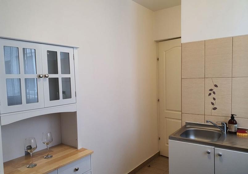 Apartament cu 2 camere decomandat în Drumul Taberei
