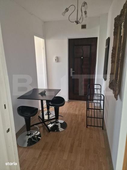Apartament 2 camere de vanzare, 40 mp zona 7 Noiembrie - 5